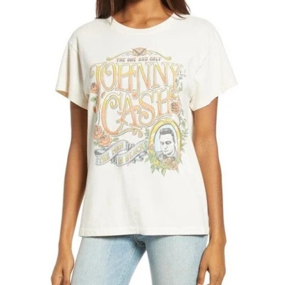 DAYDREAMER Johnny Cash Man in Black. Vintage white tee. Size L.